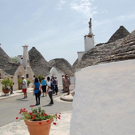 Trulli Holiday Albergo Diffuso Alberobello Exterior foto